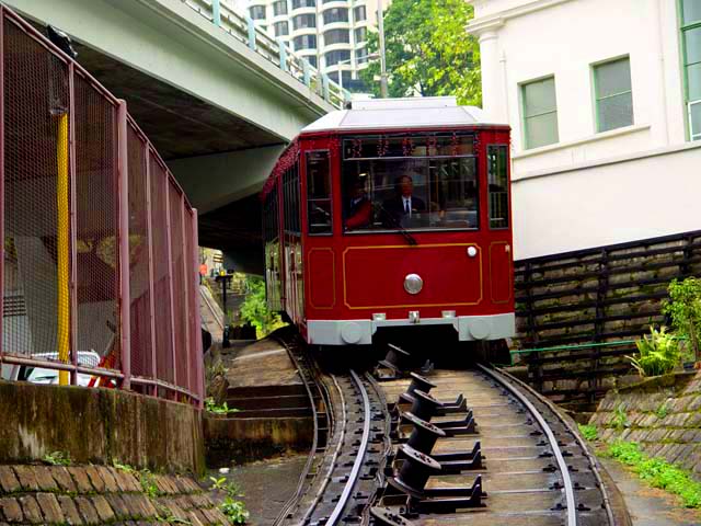 Peak Tram Rounding Corner